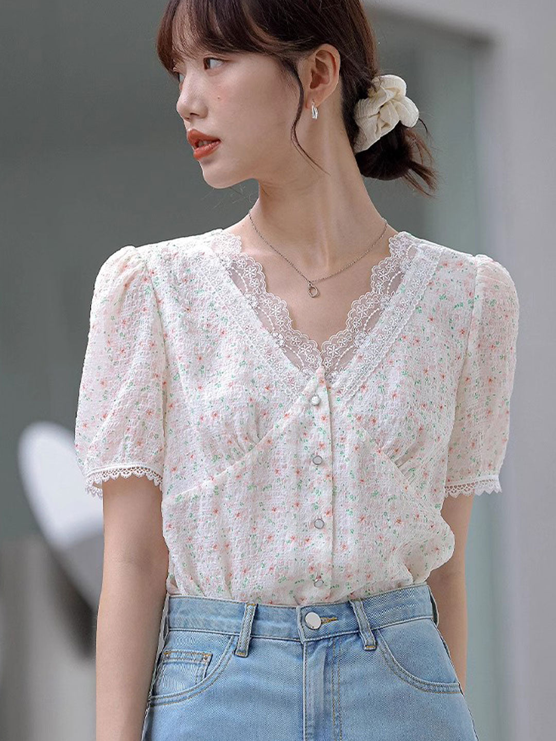 Madison Retro V-Neck Lace Floral Blouse