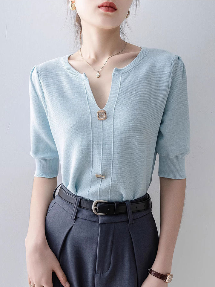 Sofia Loose V-Neck Solid Color Knitted Top