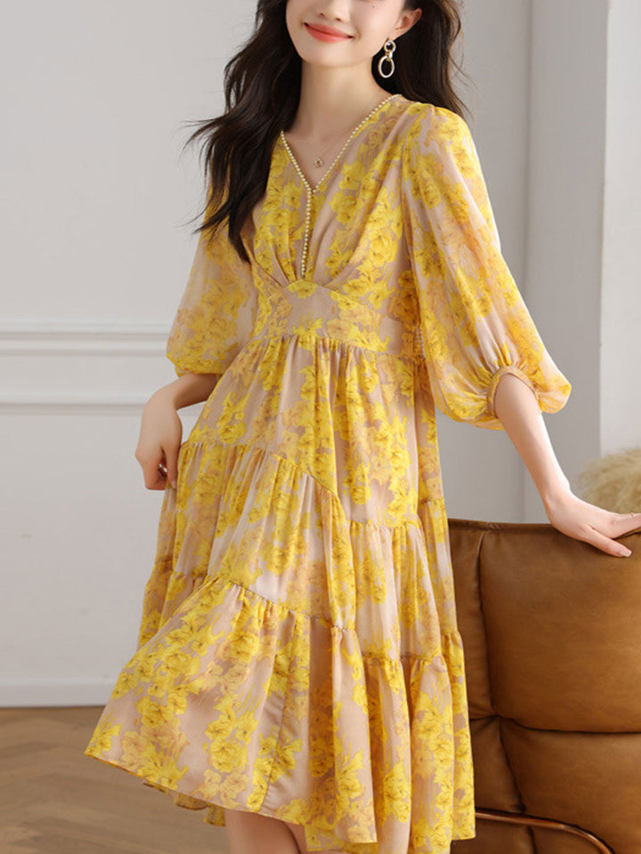 Ava Classic V-Neck Balloon Sleeve Printed Dress