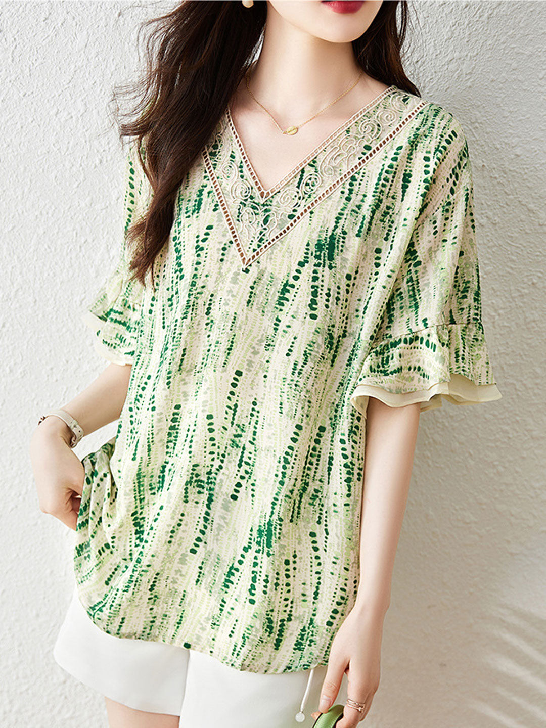 Taylor Loose V-Neck Ruffle Sleeve Printed Chiffon Top