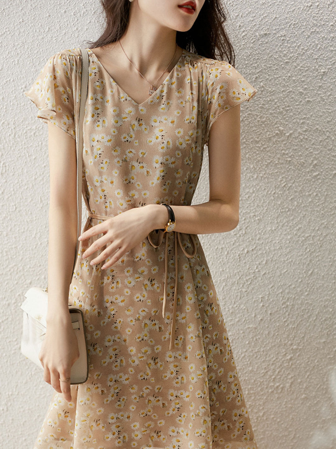 Hannah Classic V-neck Floral Printed Chiffon Dress