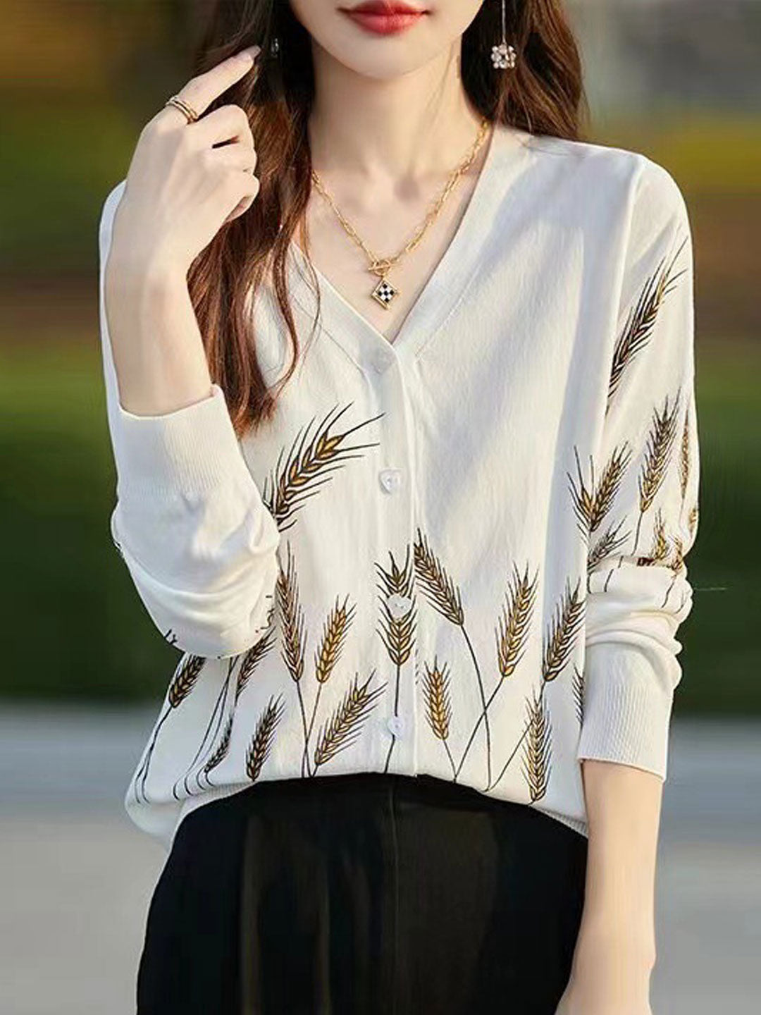 Zoe Classic V-neck Printed Knitted Cardigan