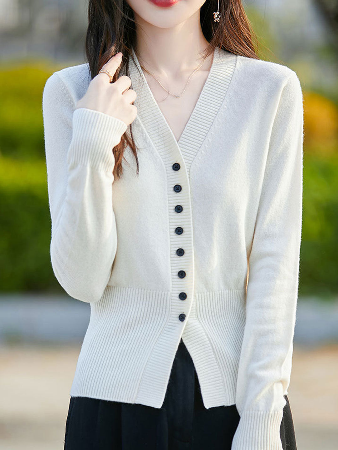 Natalie Casual V-Neck Solid Color Knitted Cardigan