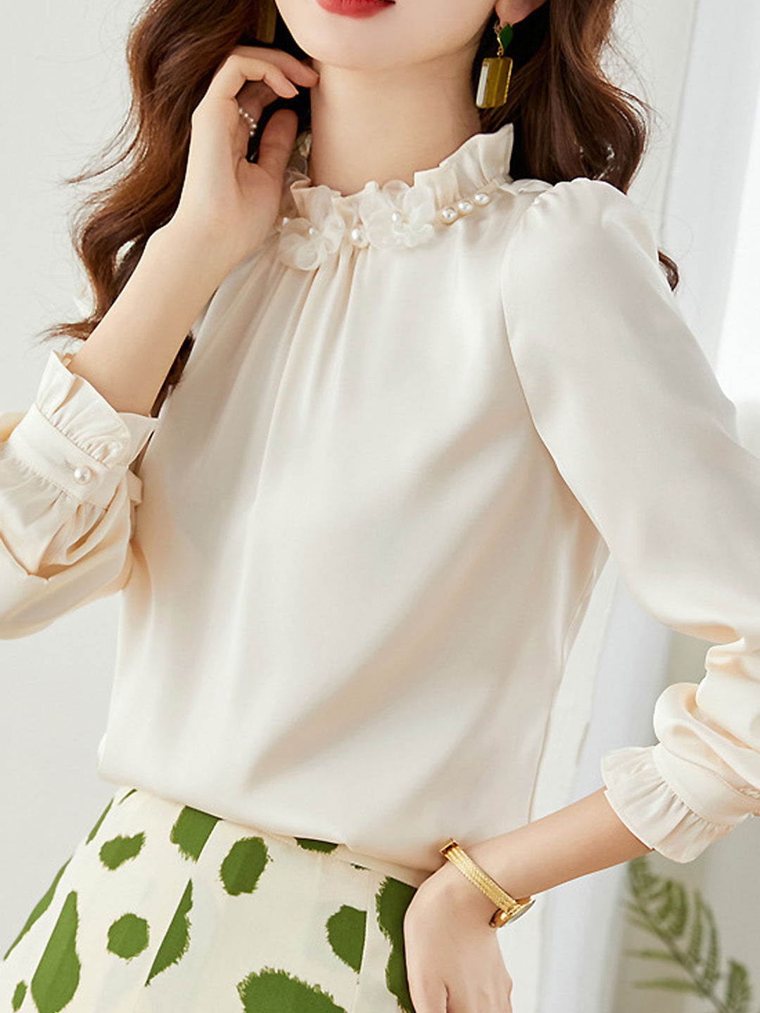 Jocelyn Classic Stand Collar Auricular Chiffon Top