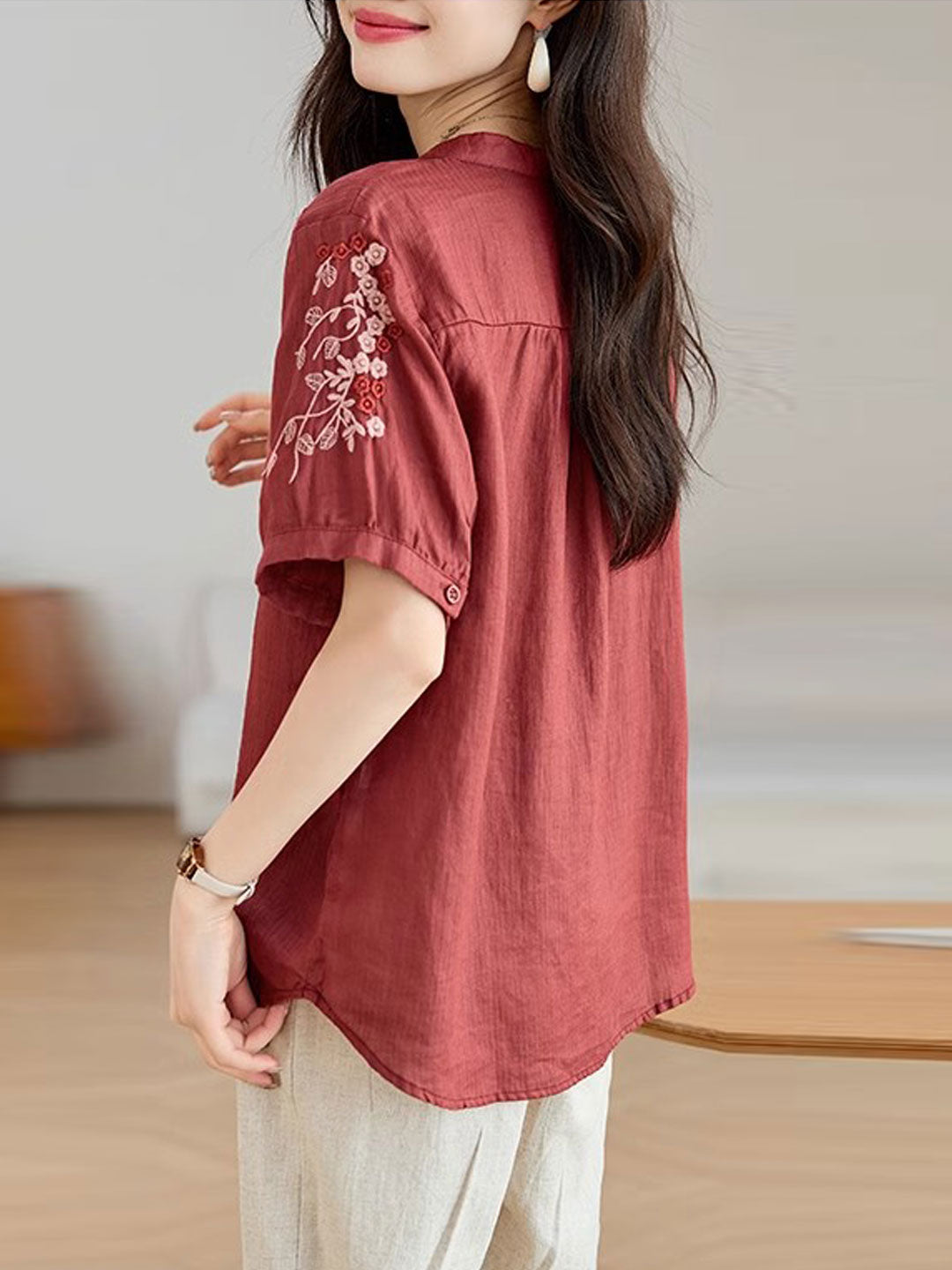 Sarah Classic V-Neck Embroidered Printed Top