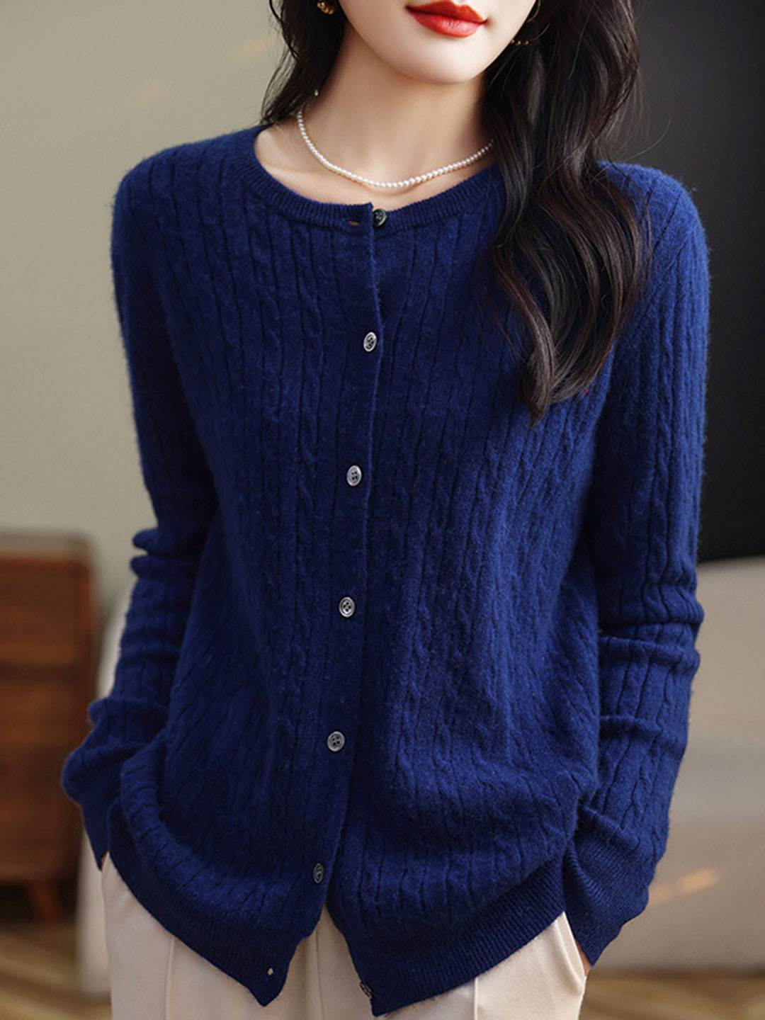 Claire Casual Crew Neck Solid Color Knitted Cardigan