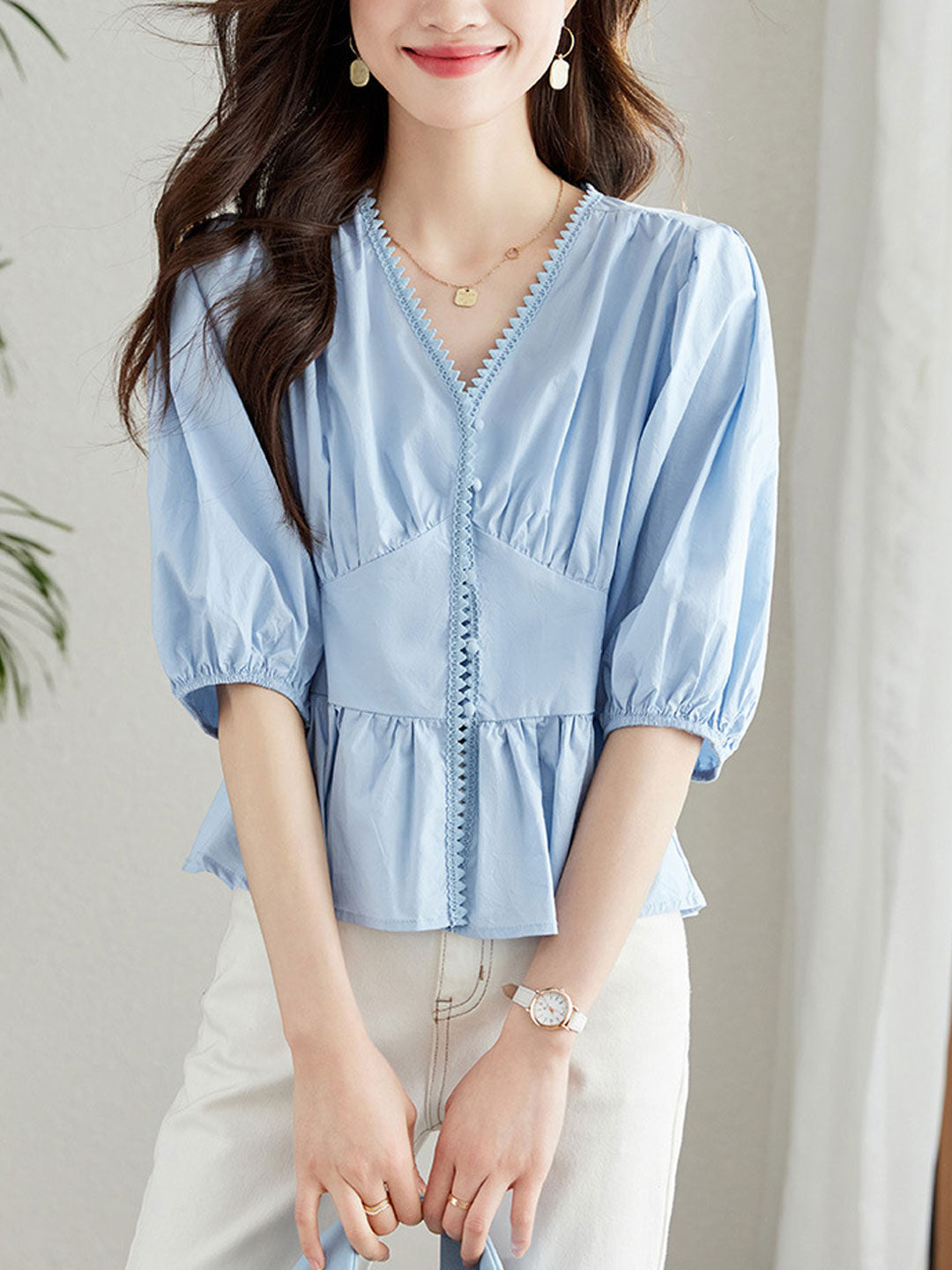 Anna Loose V-Neck Lantern Sleeve Top