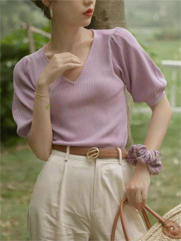 Sarah Retro V-Neck Puff Sleeve Knitted Top