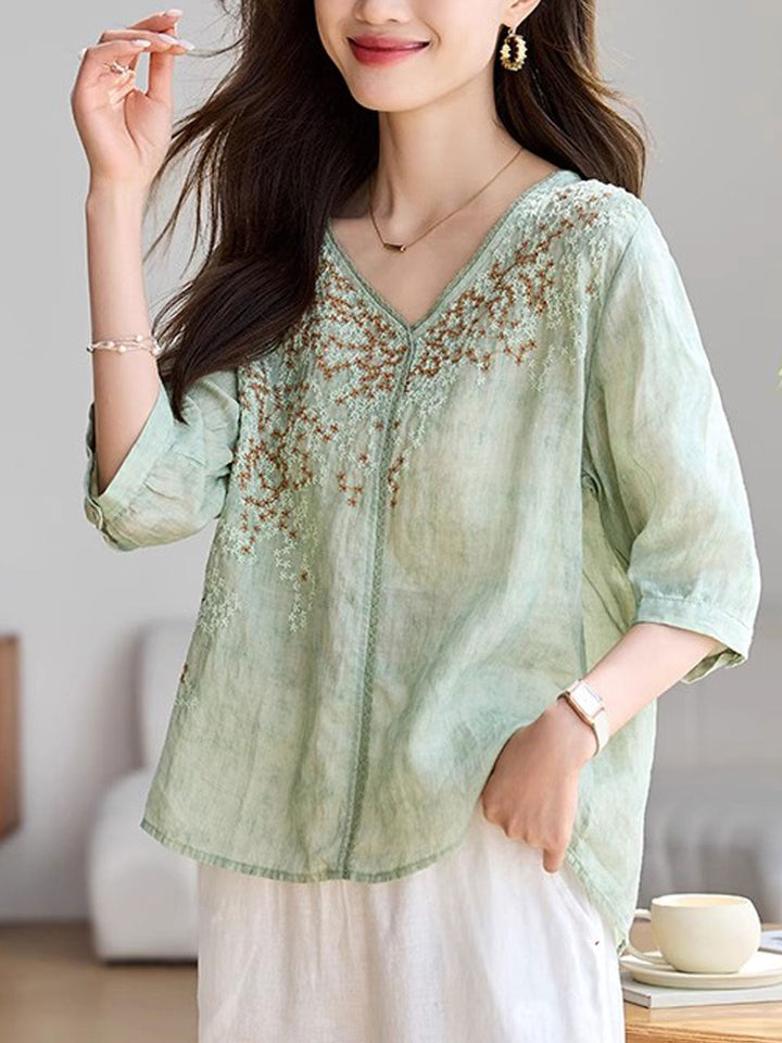 Arianna Vintage V-Neck Embroidered Top