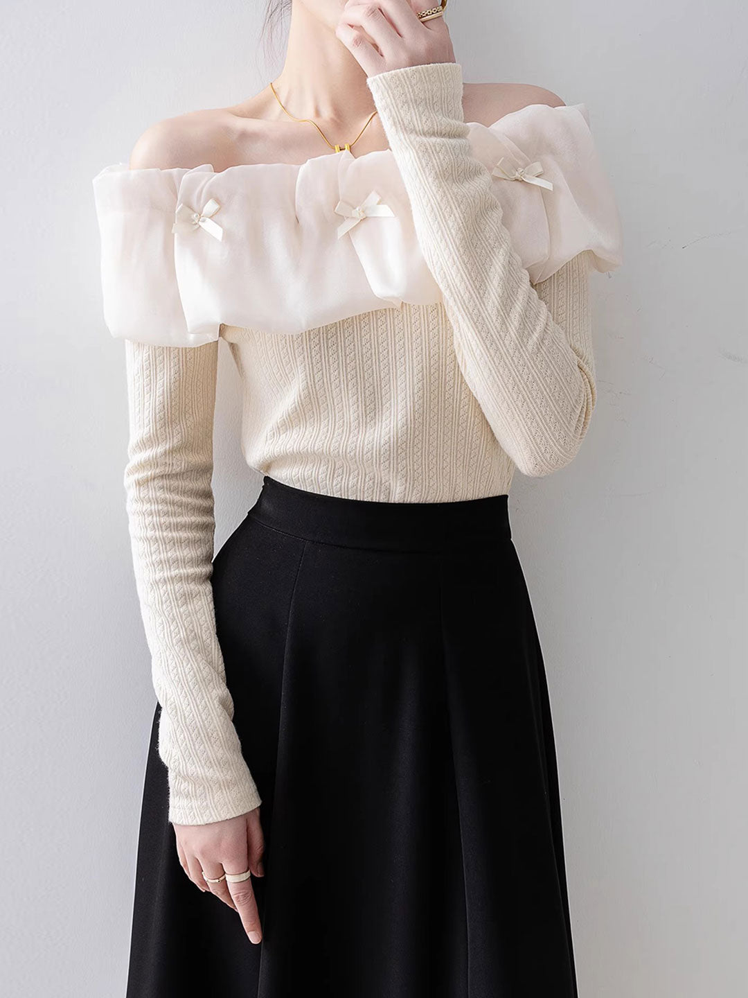 Sophie Slim Off-shoulder Lace Knitted Top