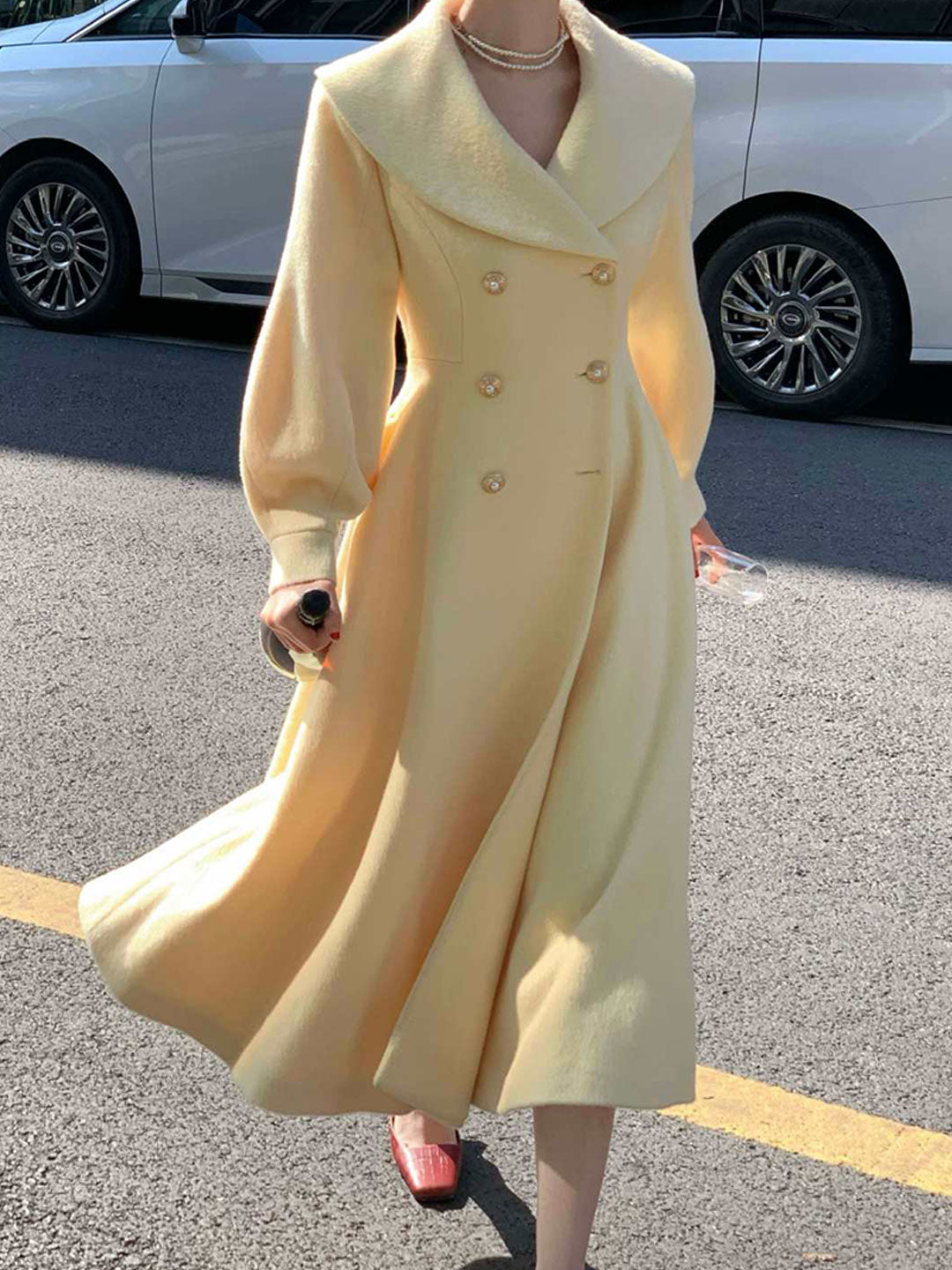 Gabrielle Retro Lapel Lantern Sleeve Woolen Coat