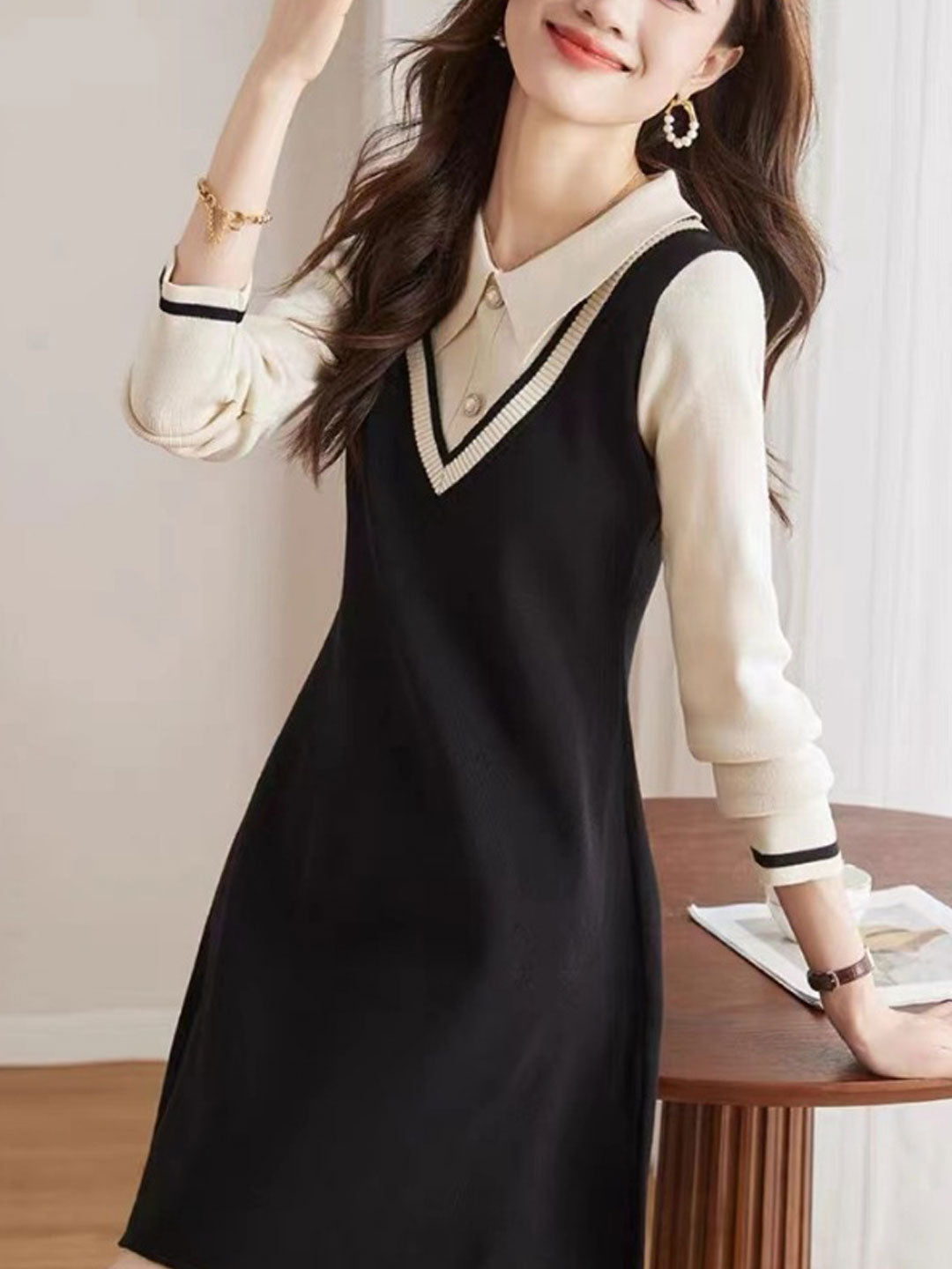 Ava Classic Lapel Collar Contrasted Knitted Dress