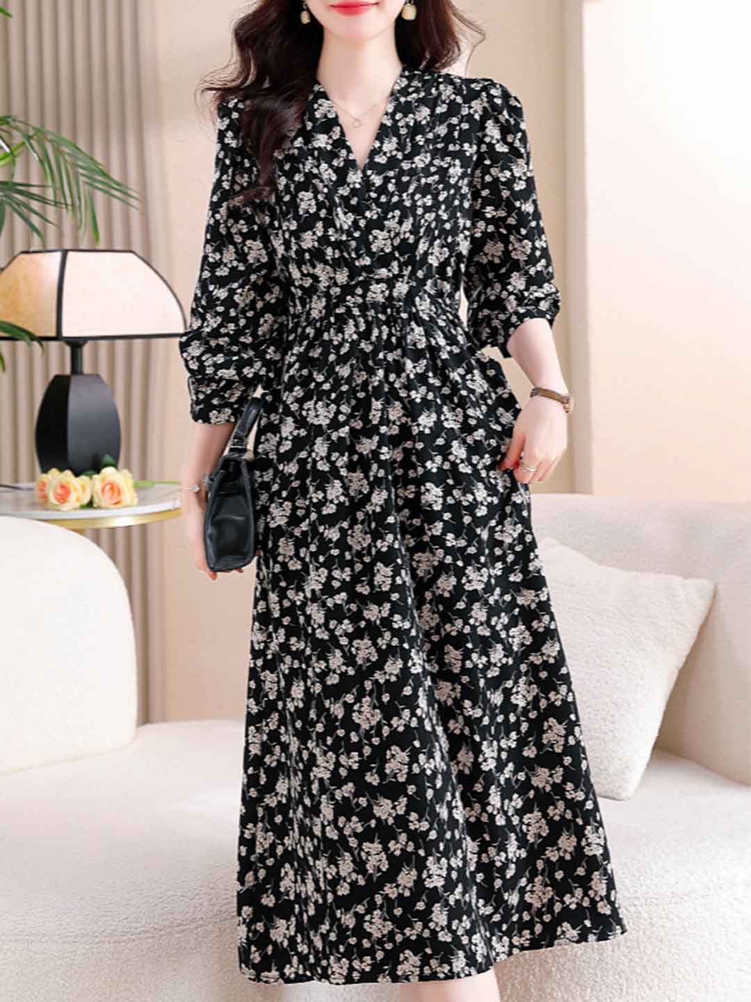 Taylor Retro V-Neck Lantern Sleeve Floral Dress