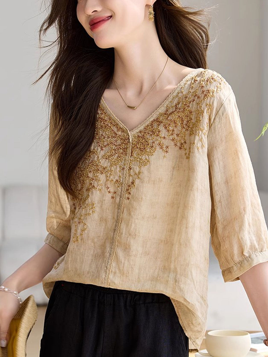 Arianna Vintage V-Neck Embroidered Top