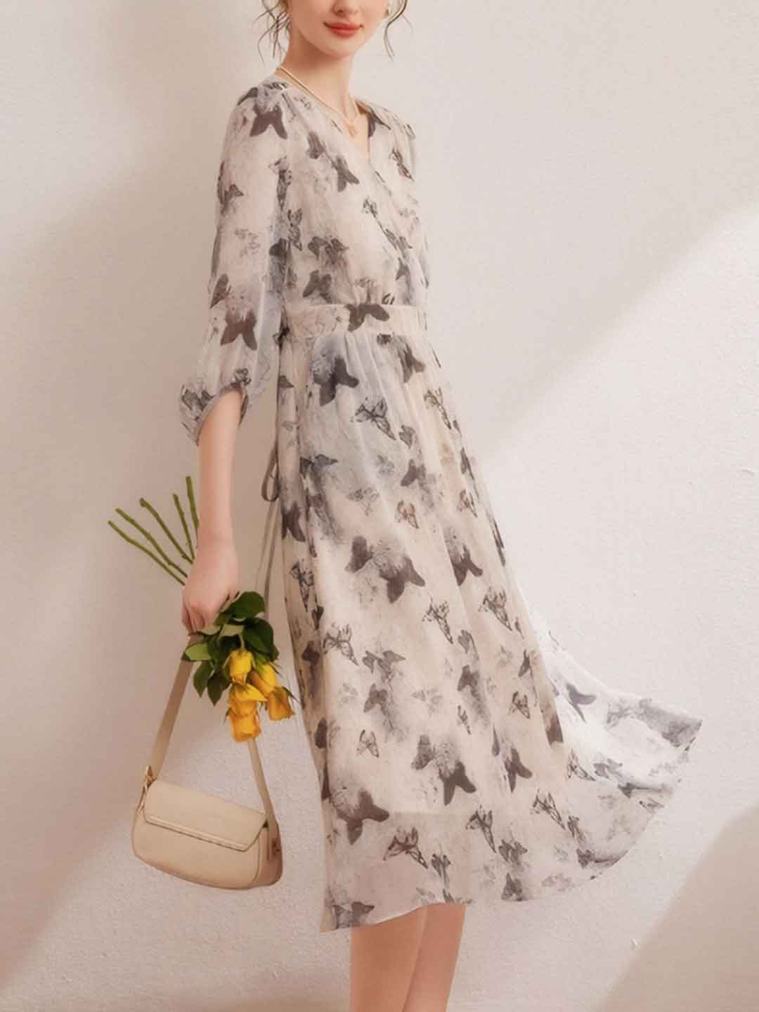 Katherine Loose V-Neck Printed Dress