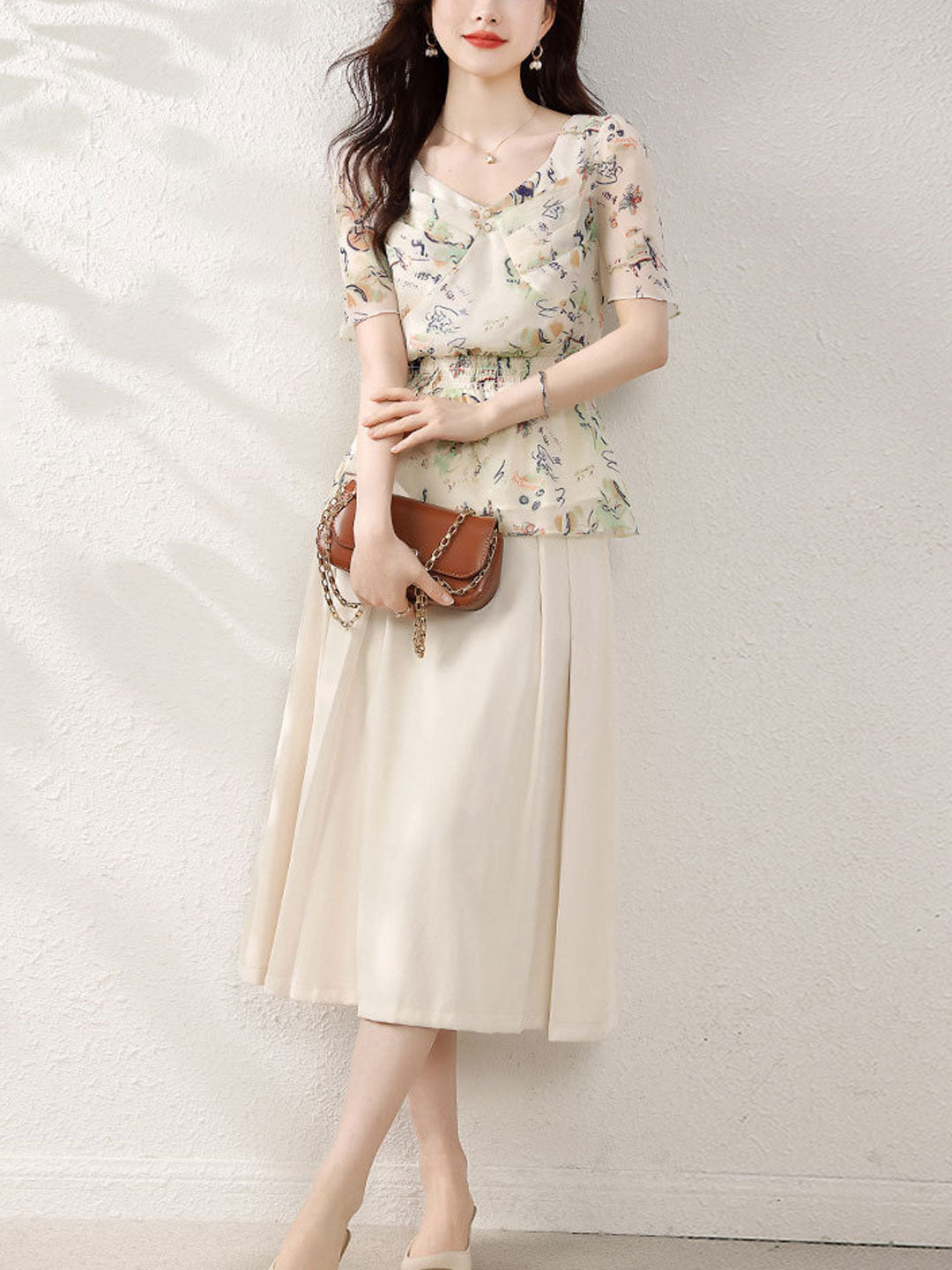 Peyton Elegant Flare Sleeve Pleated Printed Chiffon Top