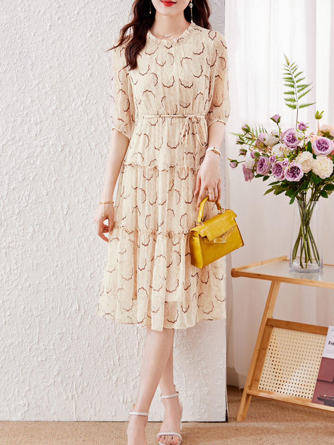 Emma Classic Auricular Ruffle Printed Dress