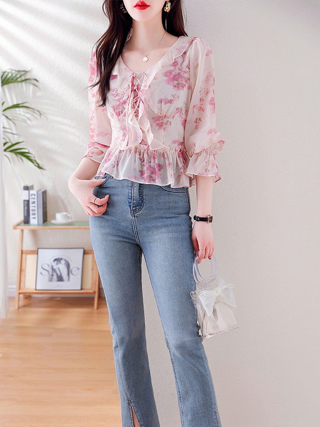 Madeline Casual V-Neck Auricular Floral Top