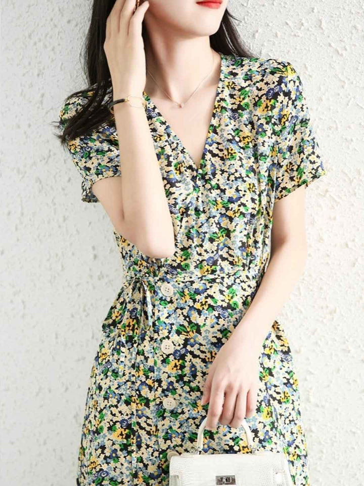 Hailey Classic V-neck Floral Printed Dress