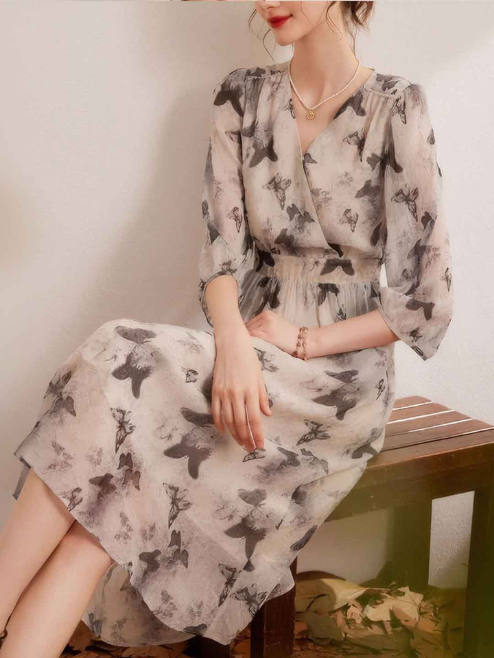 Katherine Loose V-Neck Printed Dress