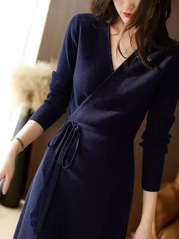 Peyton Classic Solid Color Tie Knitted Dress