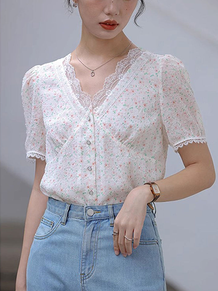 Madison Retro V-Neck Lace Floral Blouse