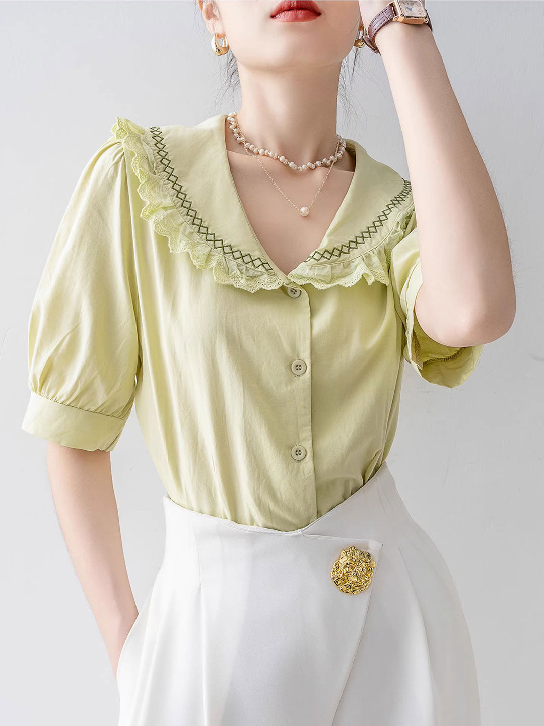 Katelyn Vintage Doll Collar Embroidered Lace Top-Apricot