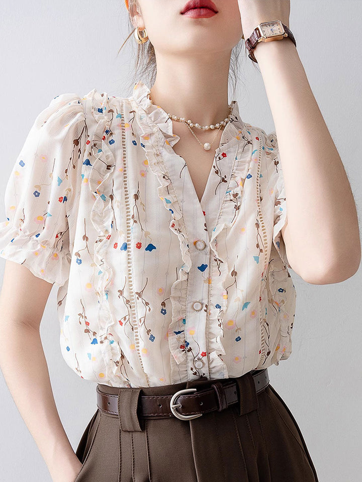 Hannah Cute V-Neck Printed Chiffon Top