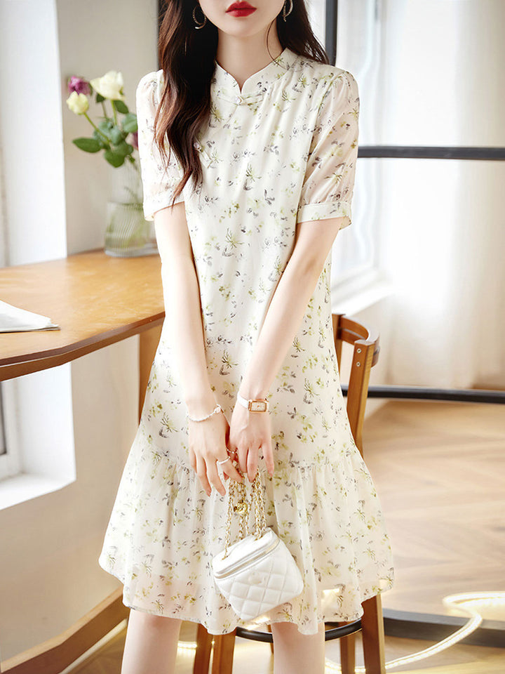 Ava Retro Crew Neck Ruffle Floral Dress