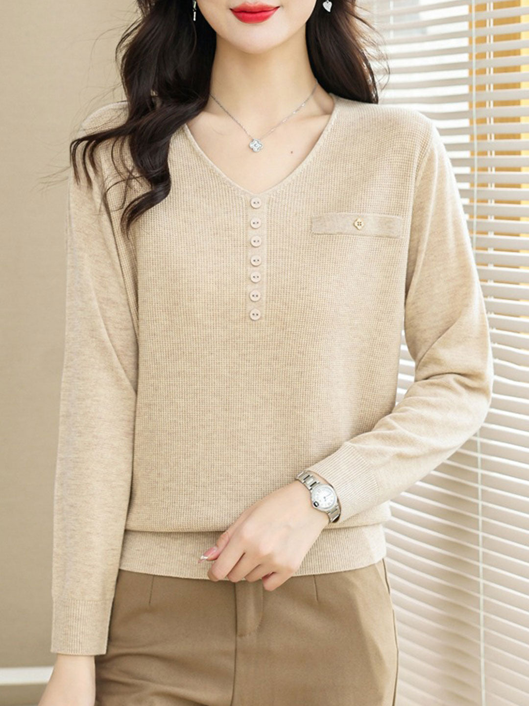 Hannah Casual V-Neck Solid Color Knitted Top