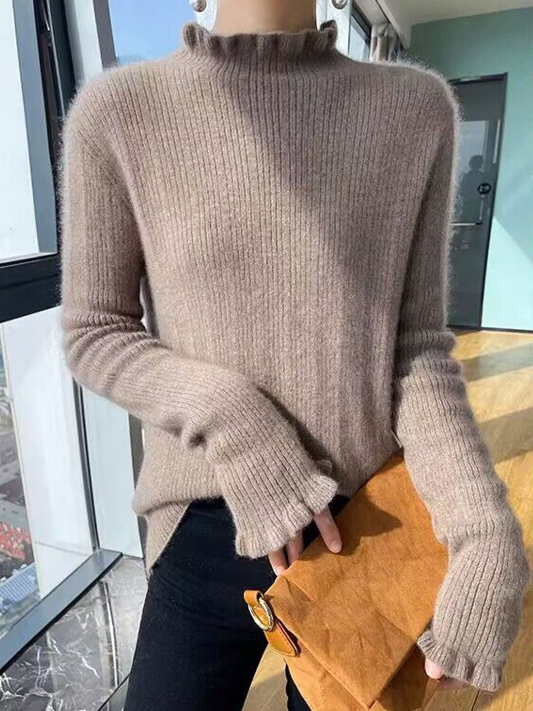 Kayla Slim Auricular Solid Color Knitted Top