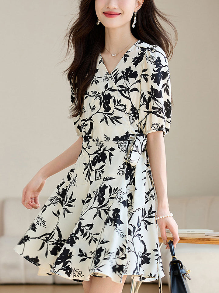 Chloe V-Neck Lantern Sleeve Floral Printed Dress