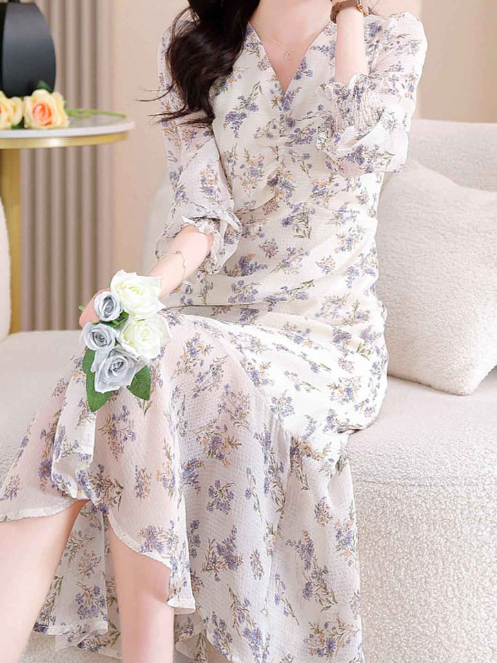 Sarah Elegant V-Neck Floral Chiffon Dress