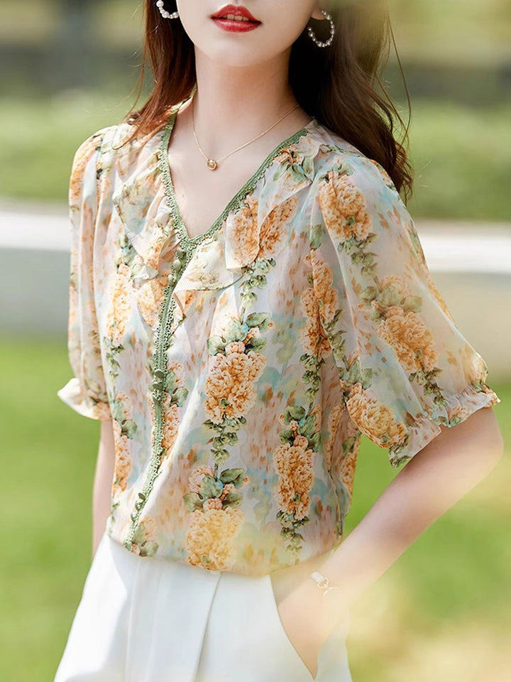 Elizabeth Retro V-Neck Floral Printed Chiffon Top