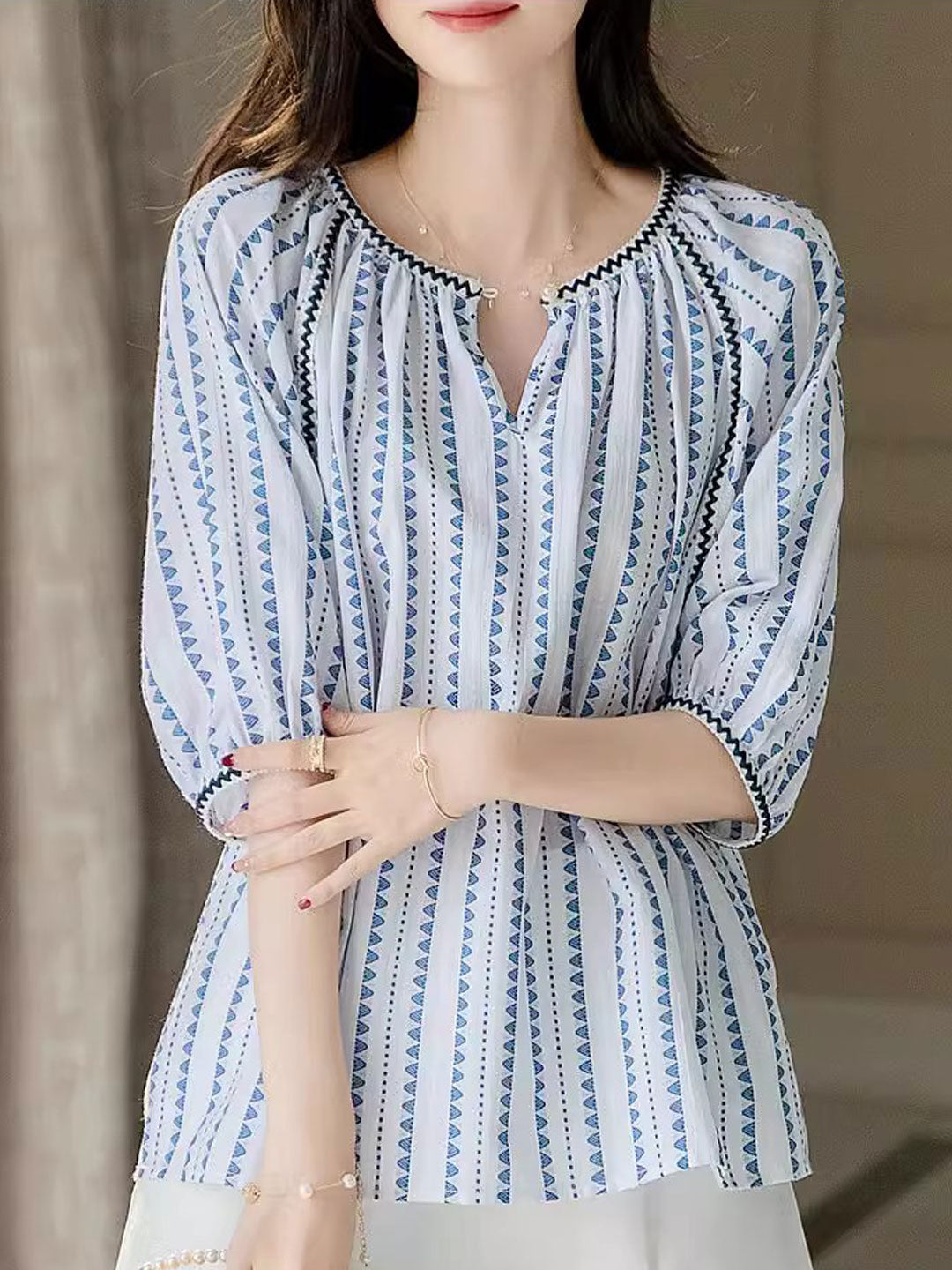 Sarah Loose Puff Sleeve Printed Top