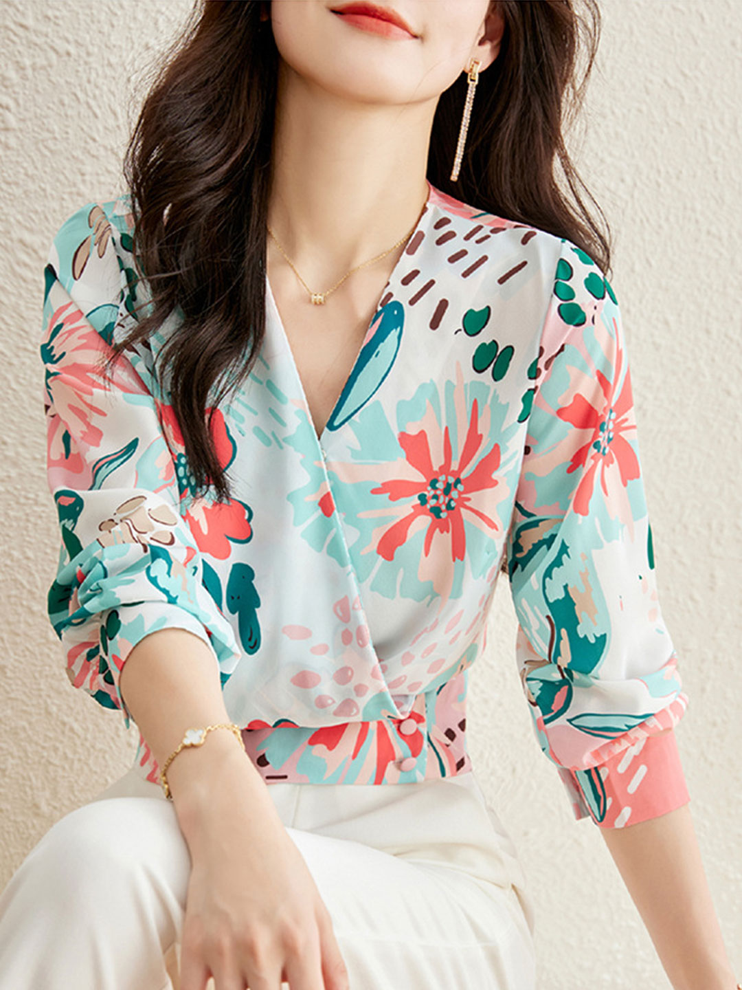 Sarah Casual V-Neck Printed Chiffon Top