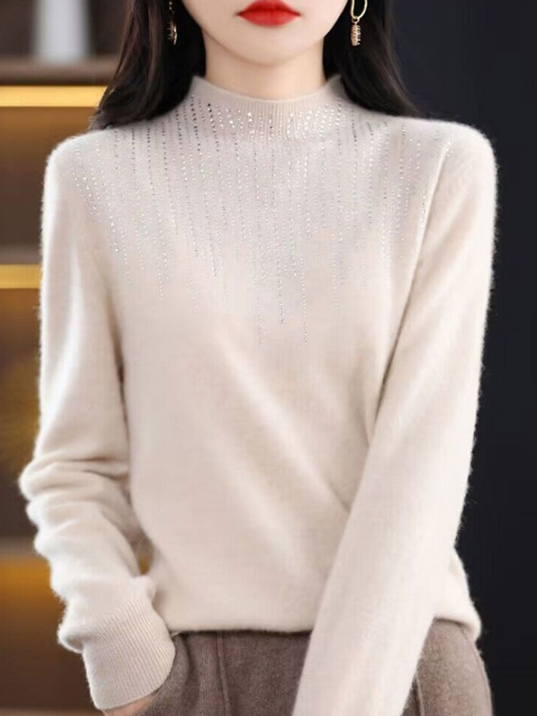 Mia Clssic Crew Neck Diamond Knitted Sweater