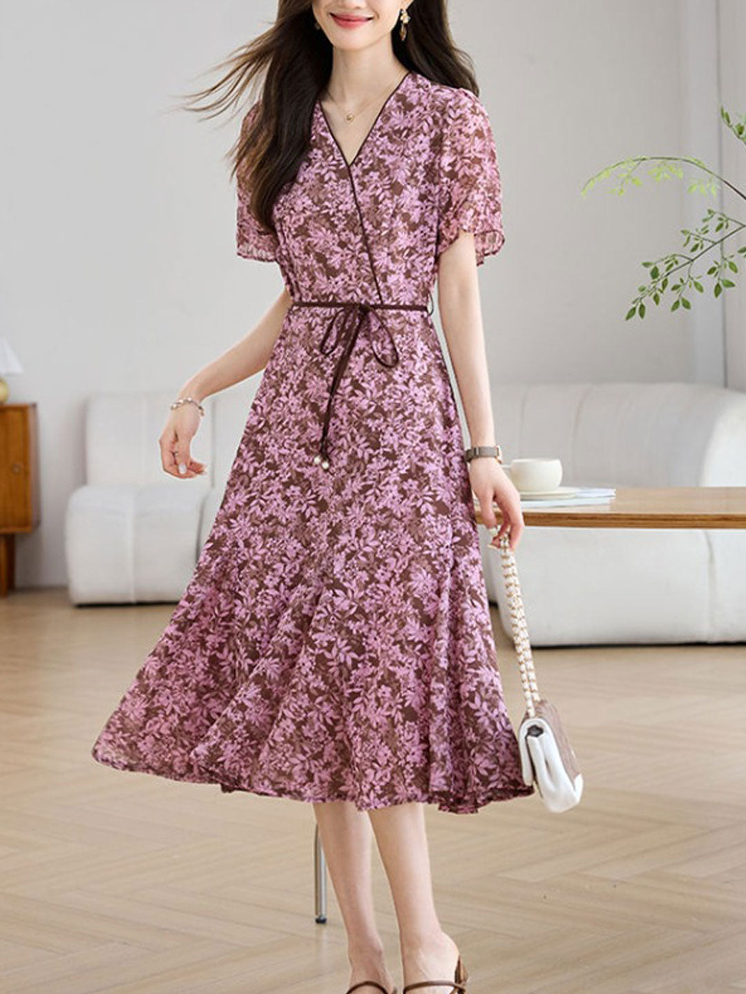 Natalie Classic V-Neck Floral Printed Chiffon Dress