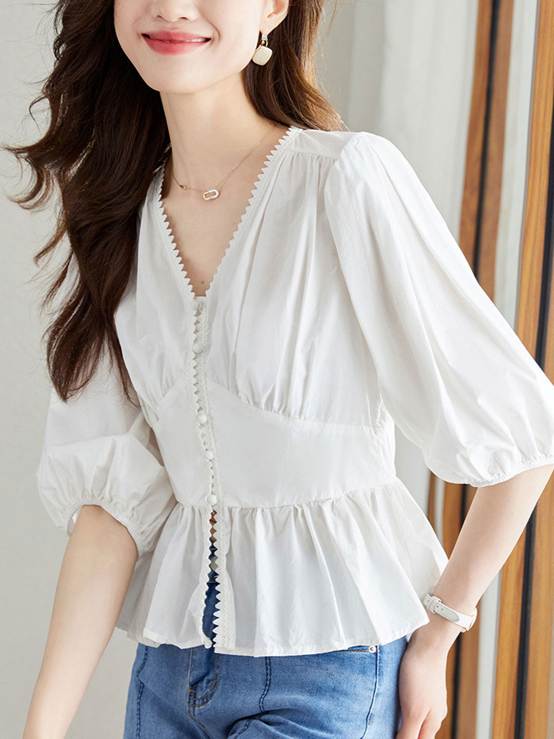 Anna Loose V-Neck Lantern Sleeve Top