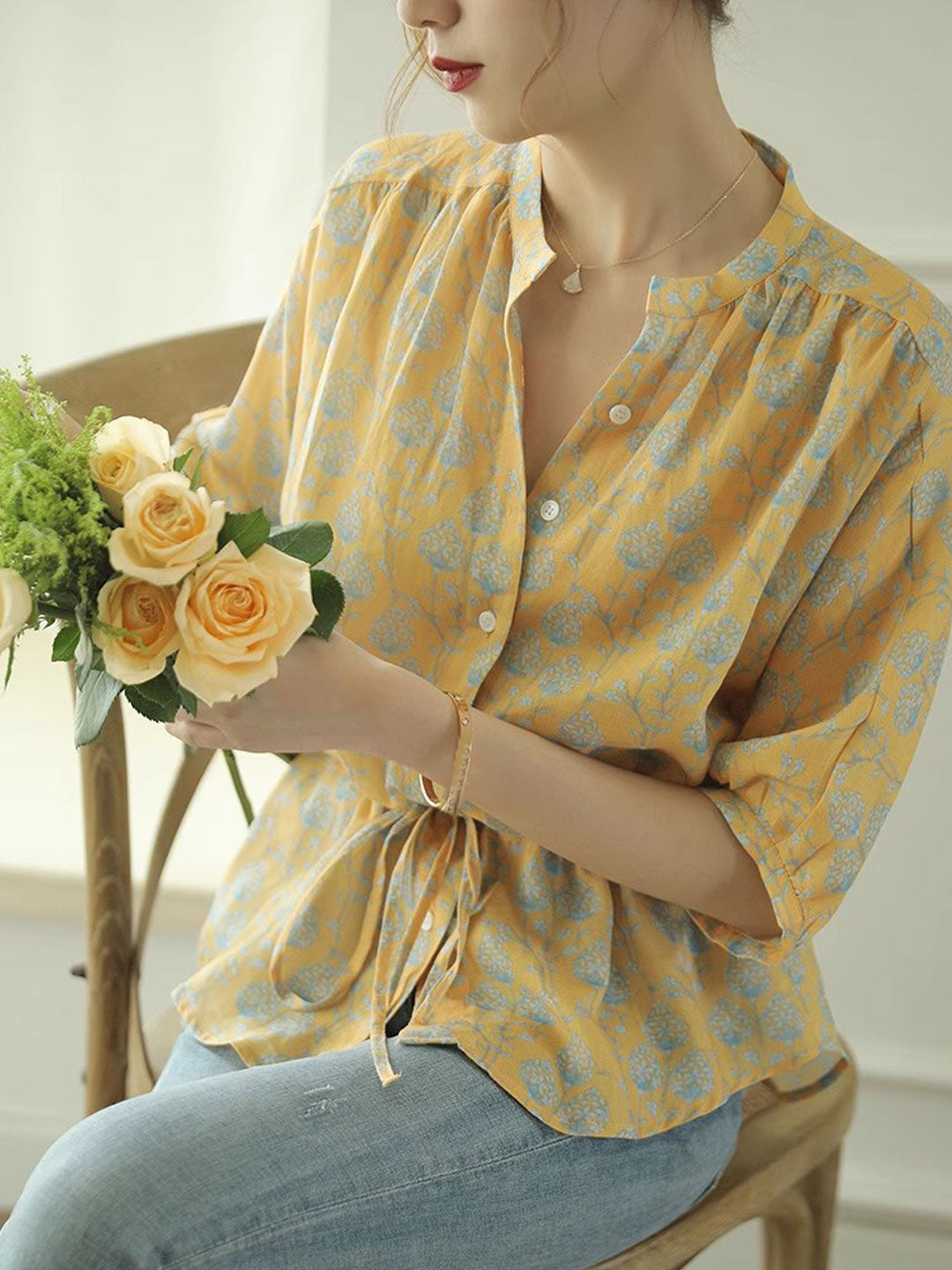 Sophia Loose V-Neck Floral Printed Blouse