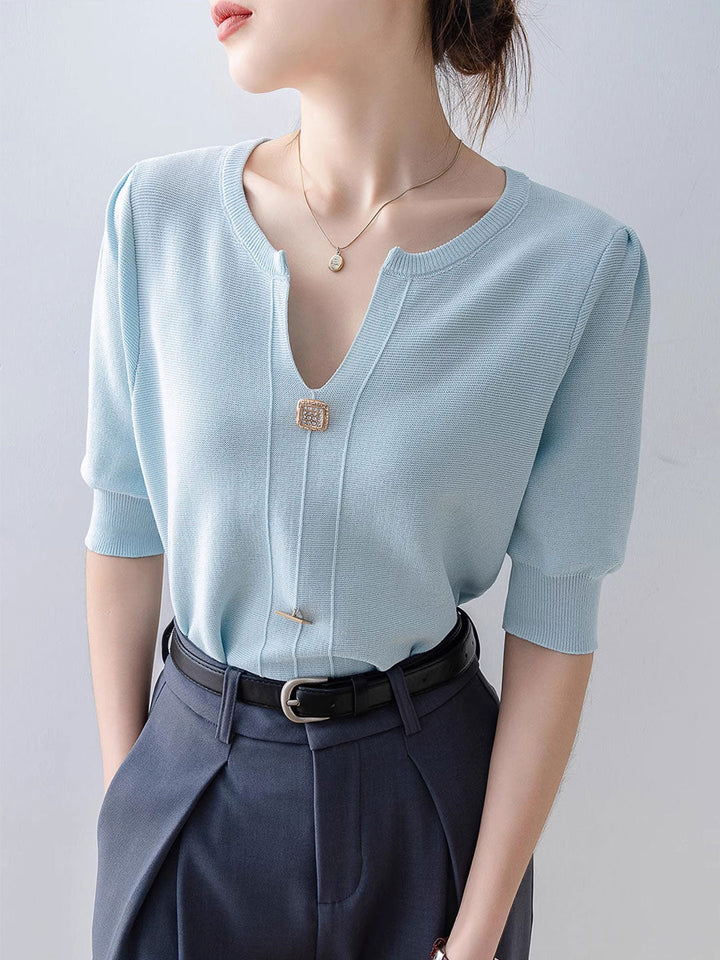 Sofia Loose V-Neck Solid Color Knitted Top