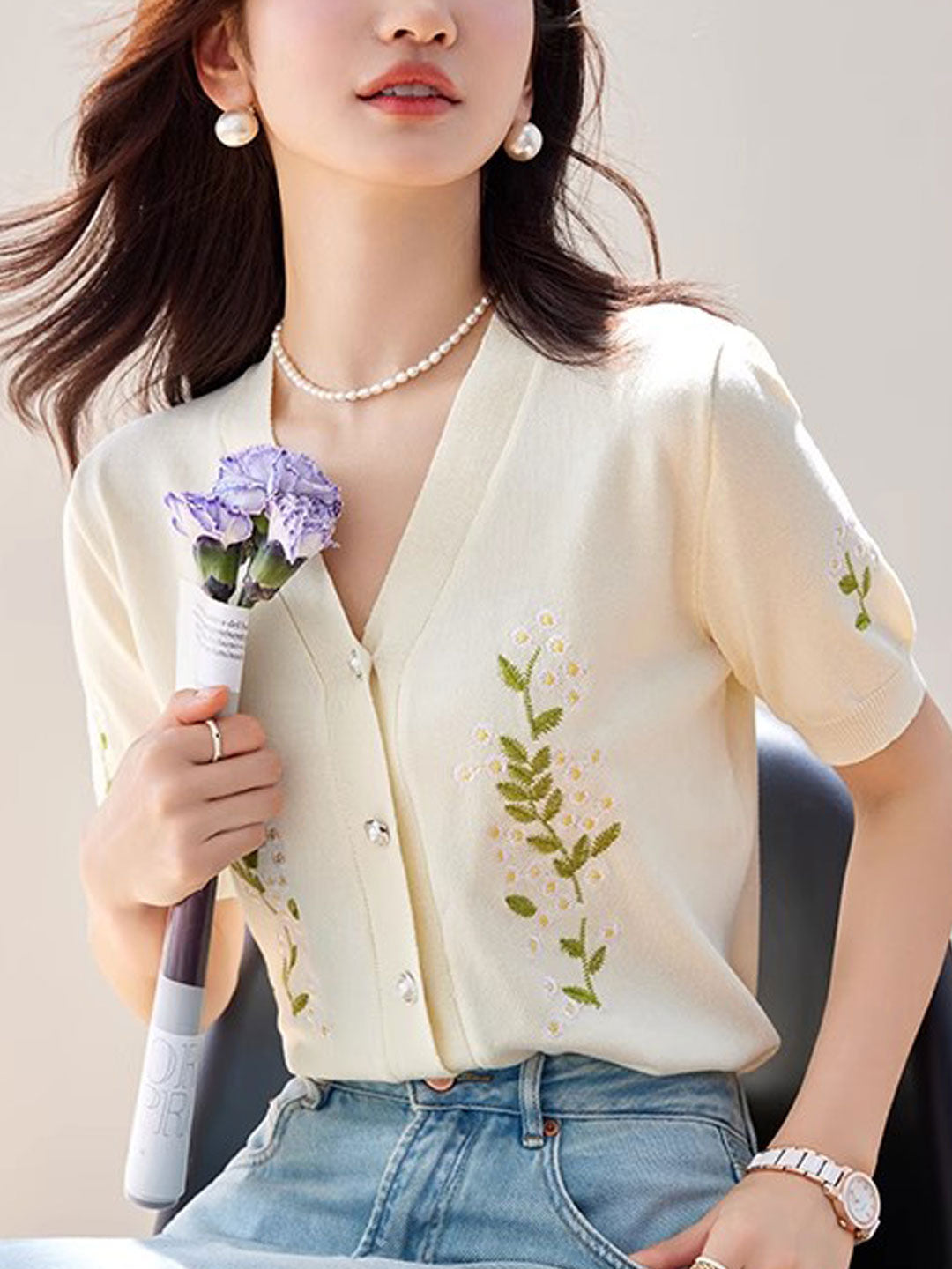 Sophia Retro V-Neck Embroidered Knitted Cardigan