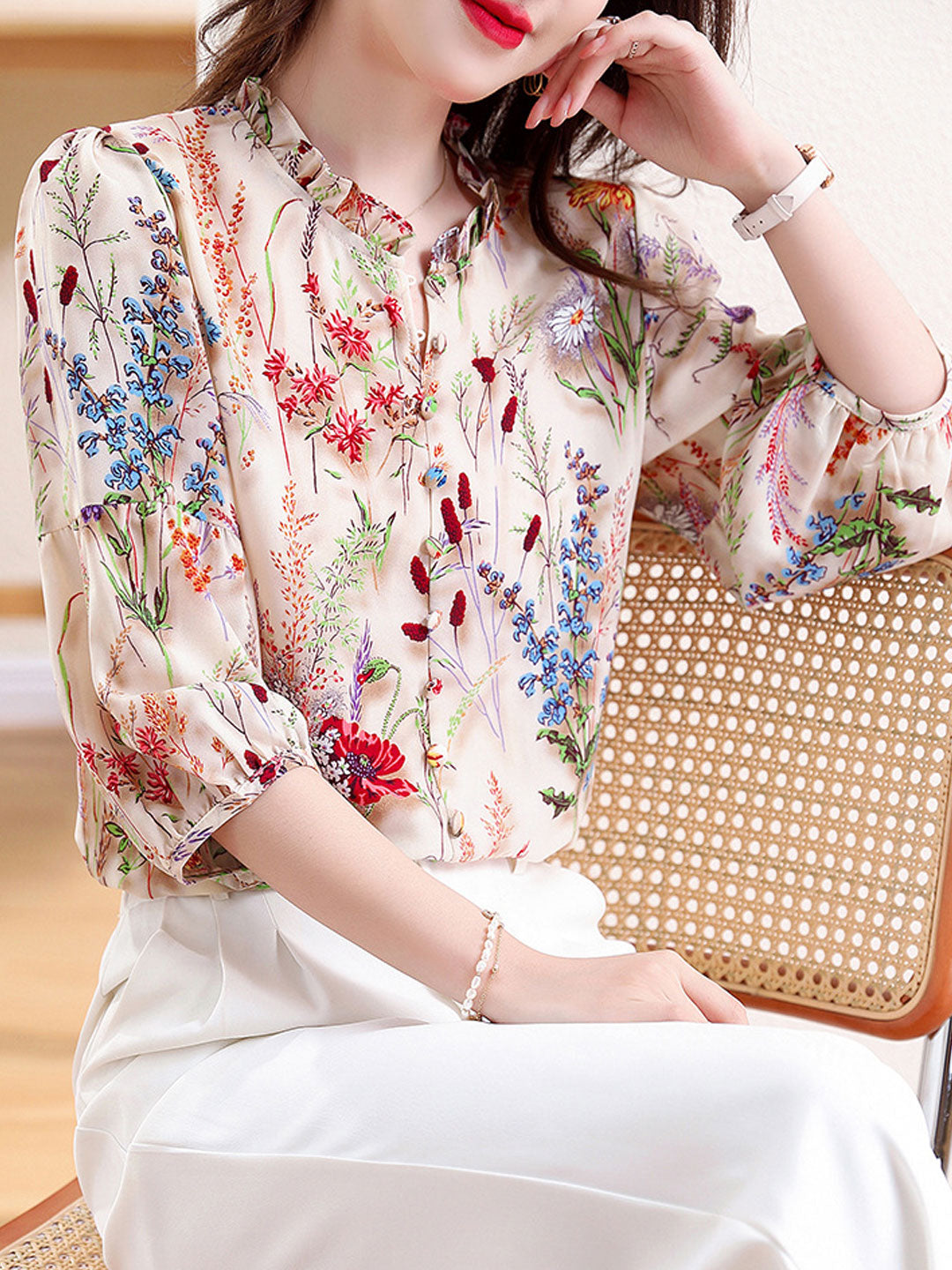 Sophia Retro Ruffle Collar Lantern Sleeve Floral Printed Top