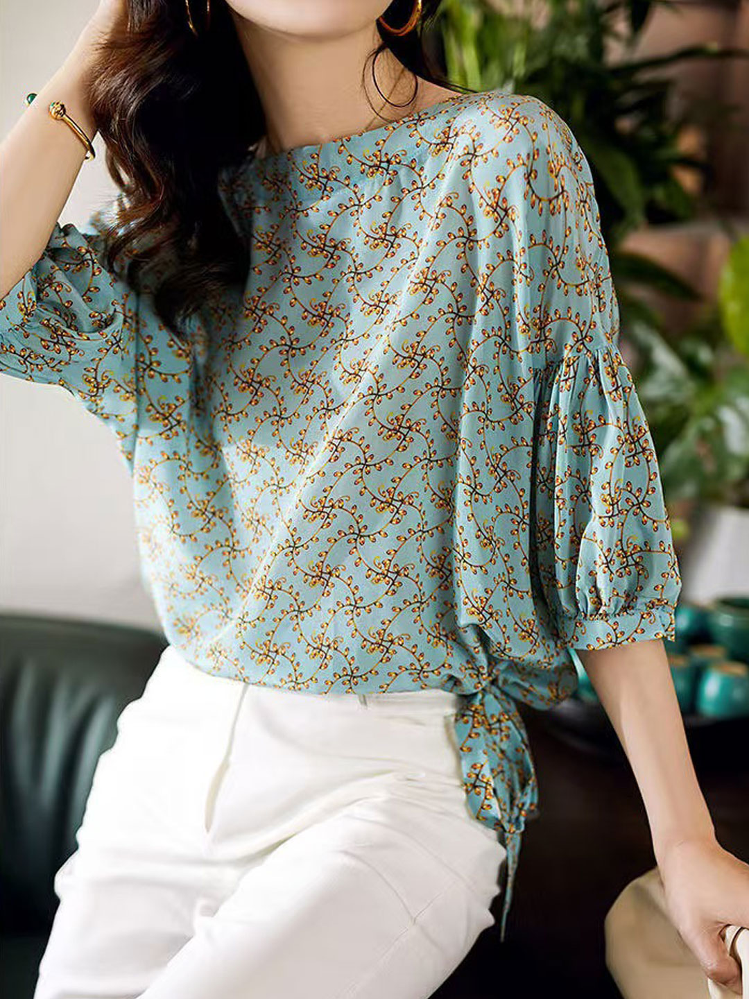 Ava Classic Floral Chiffon Top