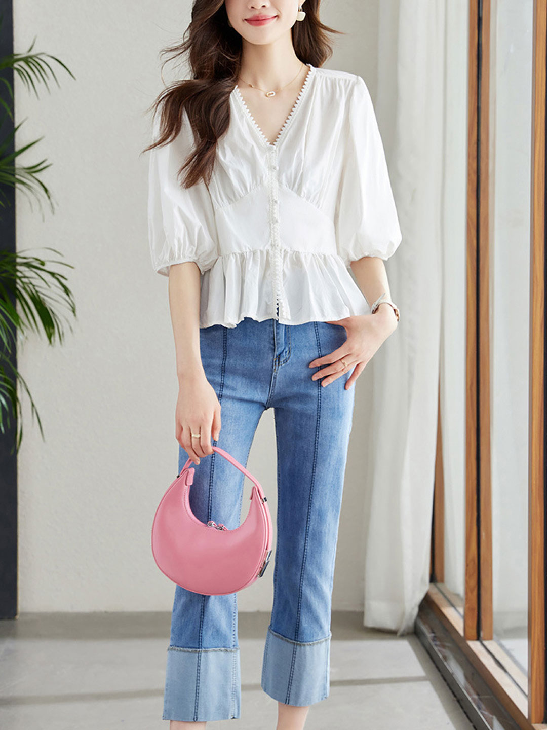 Anna Loose V-Neck Lantern Sleeve Top