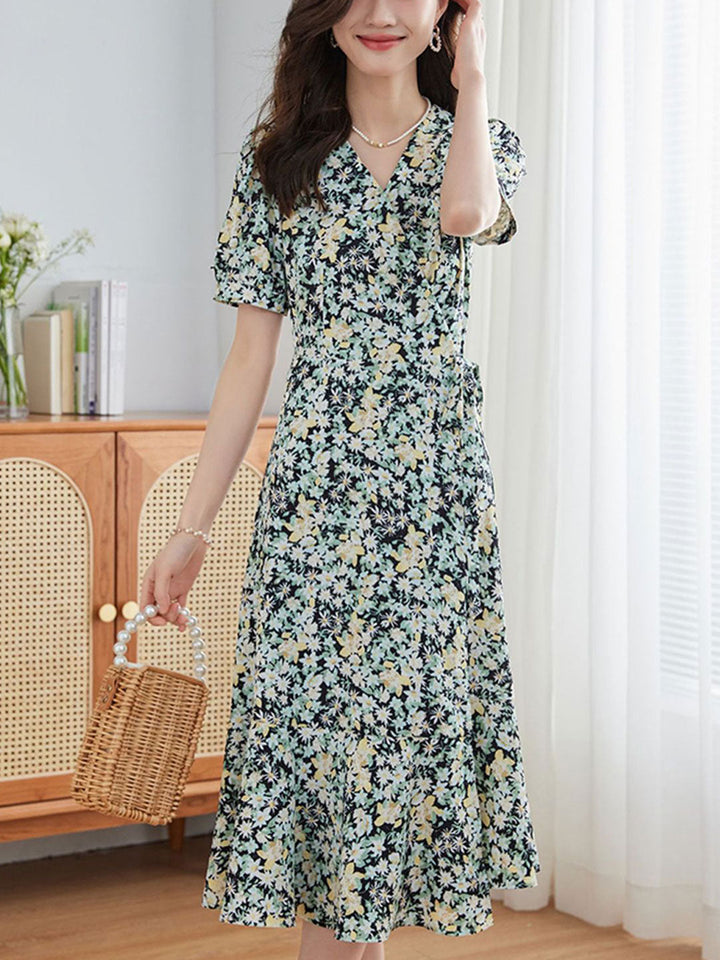 Alyssa Retro V-neck Floral Chiffon Dress