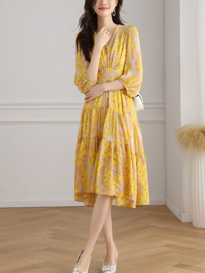 Ava Classic V-Neck Balloon Sleeve Printed Dress