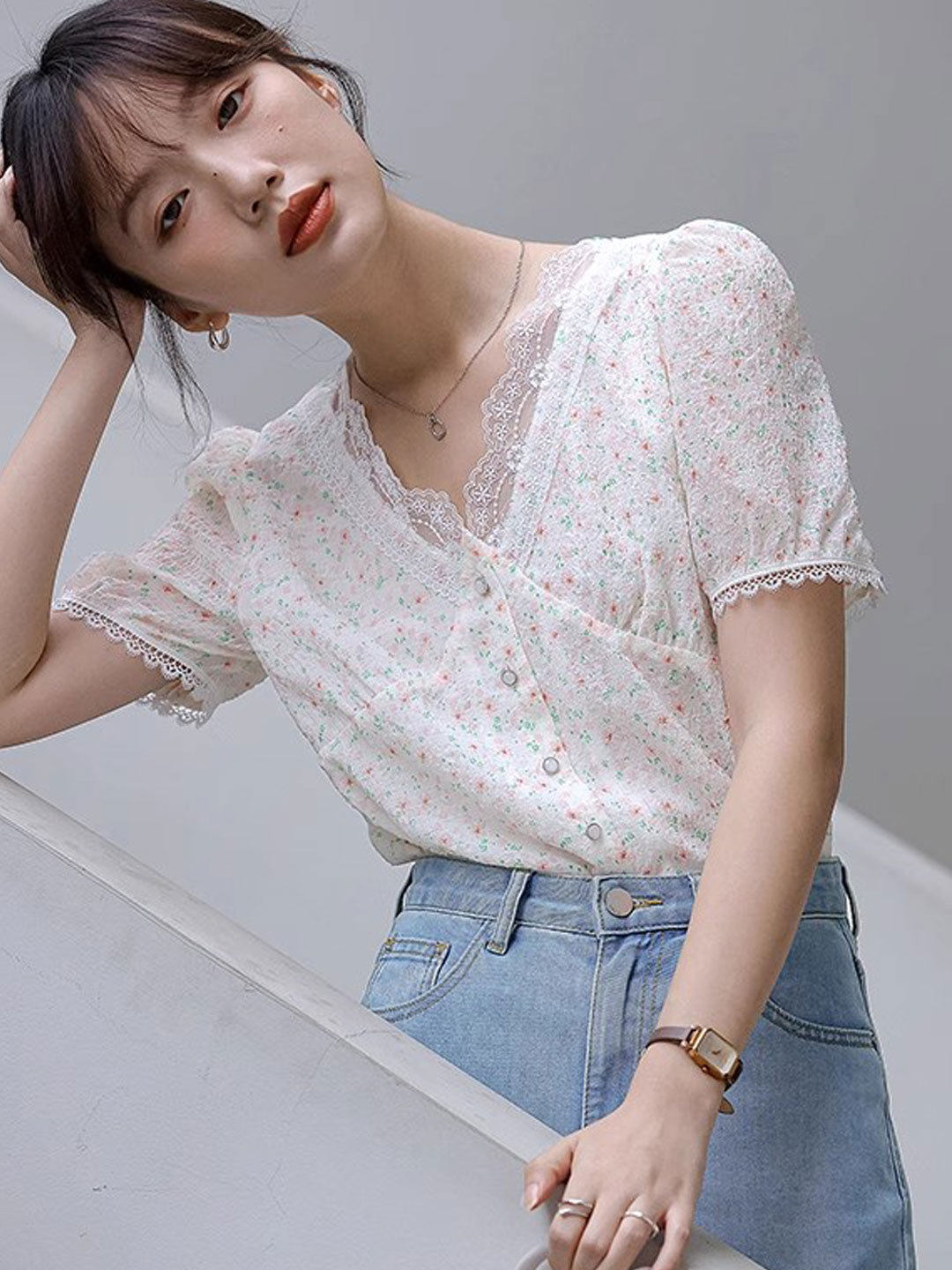 Madison Retro V-Neck Lace Floral Blouse