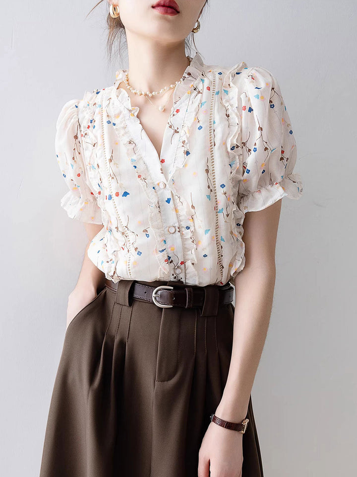 Hannah Cute V-Neck Printed Chiffon Top