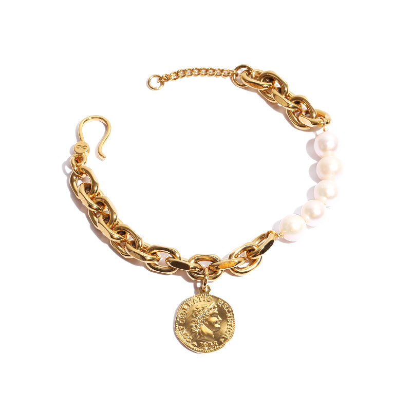 Vintage Portrait Round Plate Pearl Bracelet